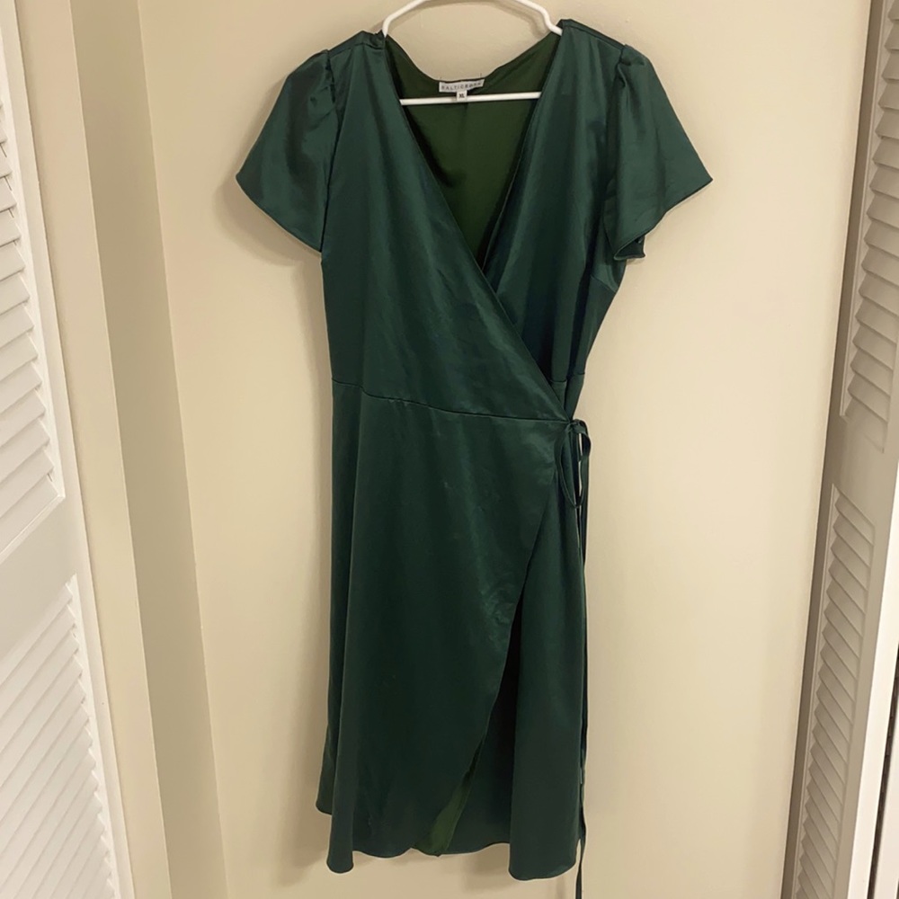 Knee length Silk wrap dress!
